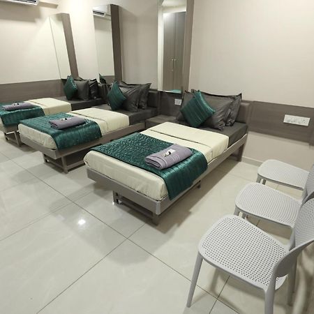 Greenotel Rooms Hazira, Surat Eksteriør billede