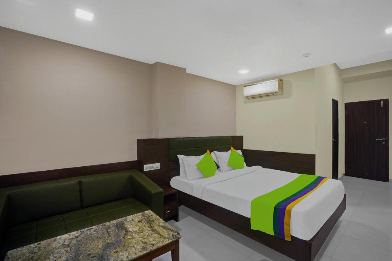 Greenotel Rooms Hazira, Surat Eksteriør billede