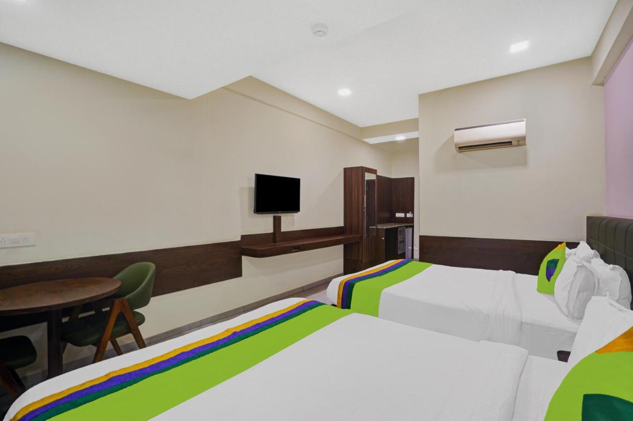 Greenotel Rooms Hazira, Surat Eksteriør billede